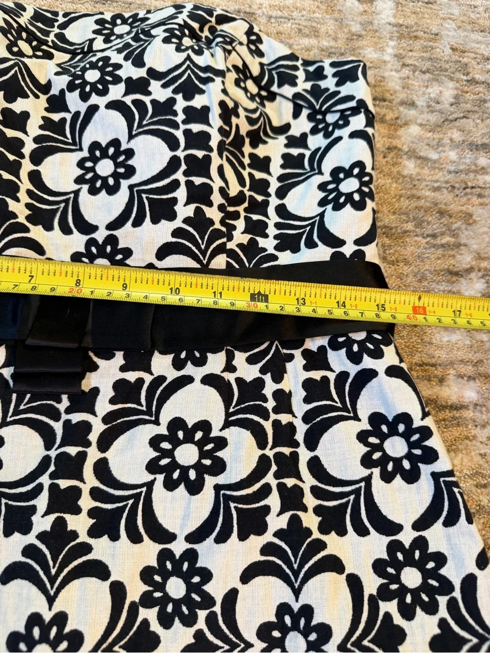 Lilly Pulitzer Black White Floral Jacquard A-Line Strapless Dress Lined Knee 10 - Picture 8 of 9